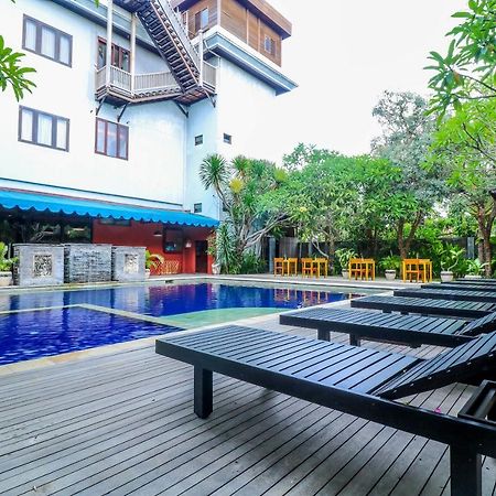 Capital O 2114 Grand Jimbaran Boutique Hotel Ngoại thất bức ảnh