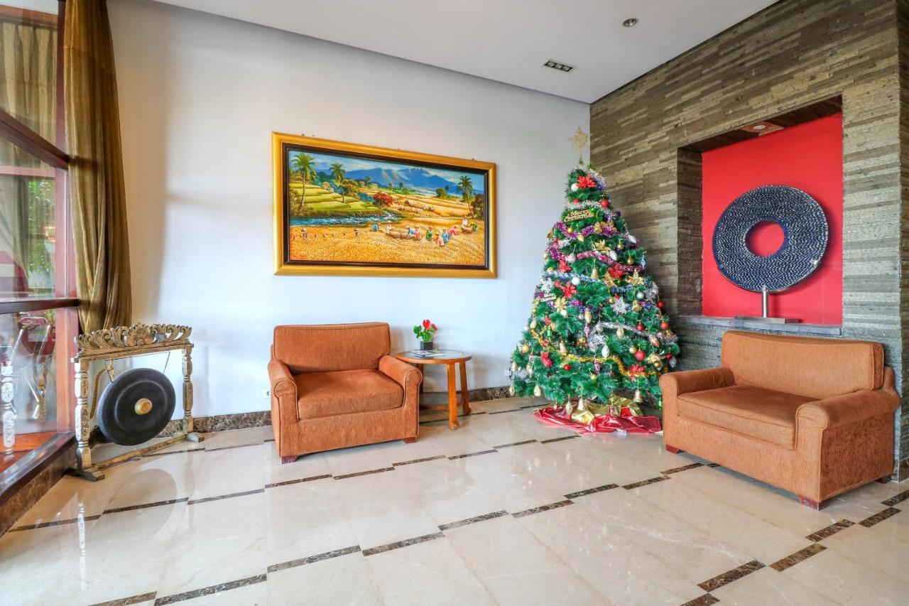 Capital O 2114 Grand Jimbaran Boutique Hotel Ngoại thất bức ảnh