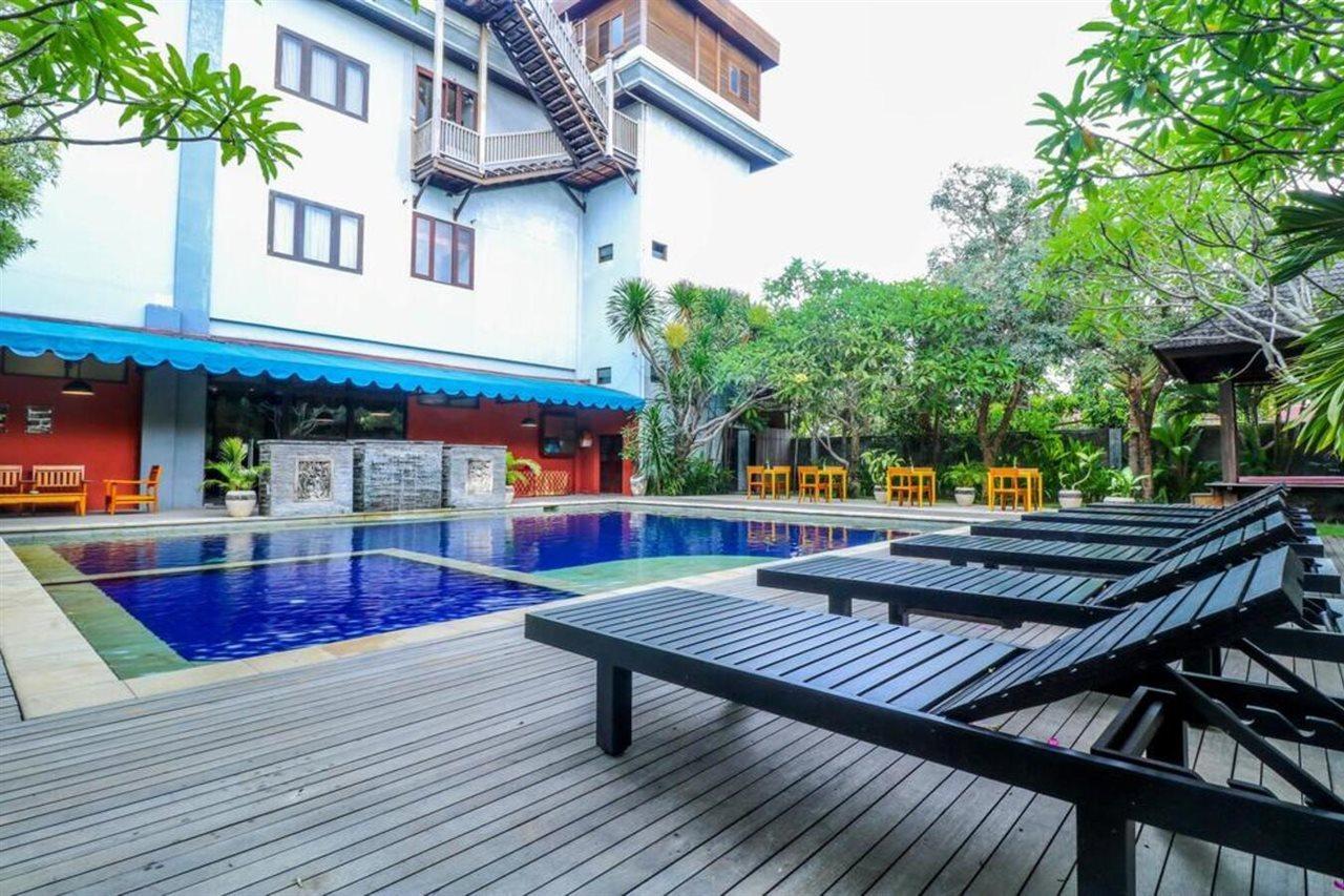 Capital O 2114 Grand Jimbaran Boutique Hotel Ngoại thất bức ảnh