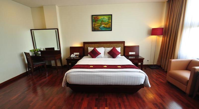 Capital O 2114 Grand Jimbaran Boutique Hotel Ngoại thất bức ảnh