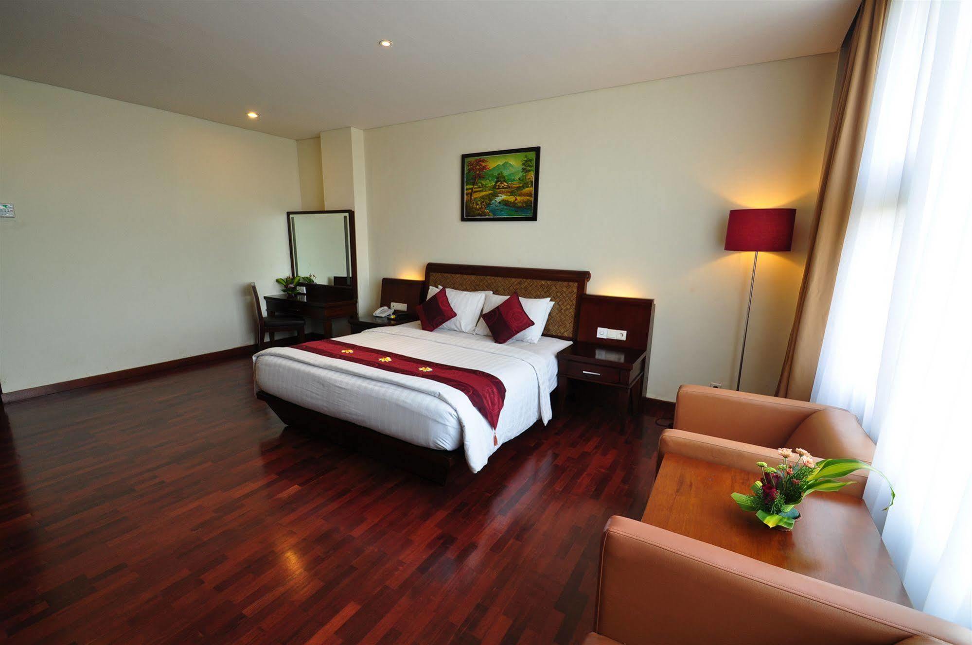 Capital O 2114 Grand Jimbaran Boutique Hotel Ngoại thất bức ảnh