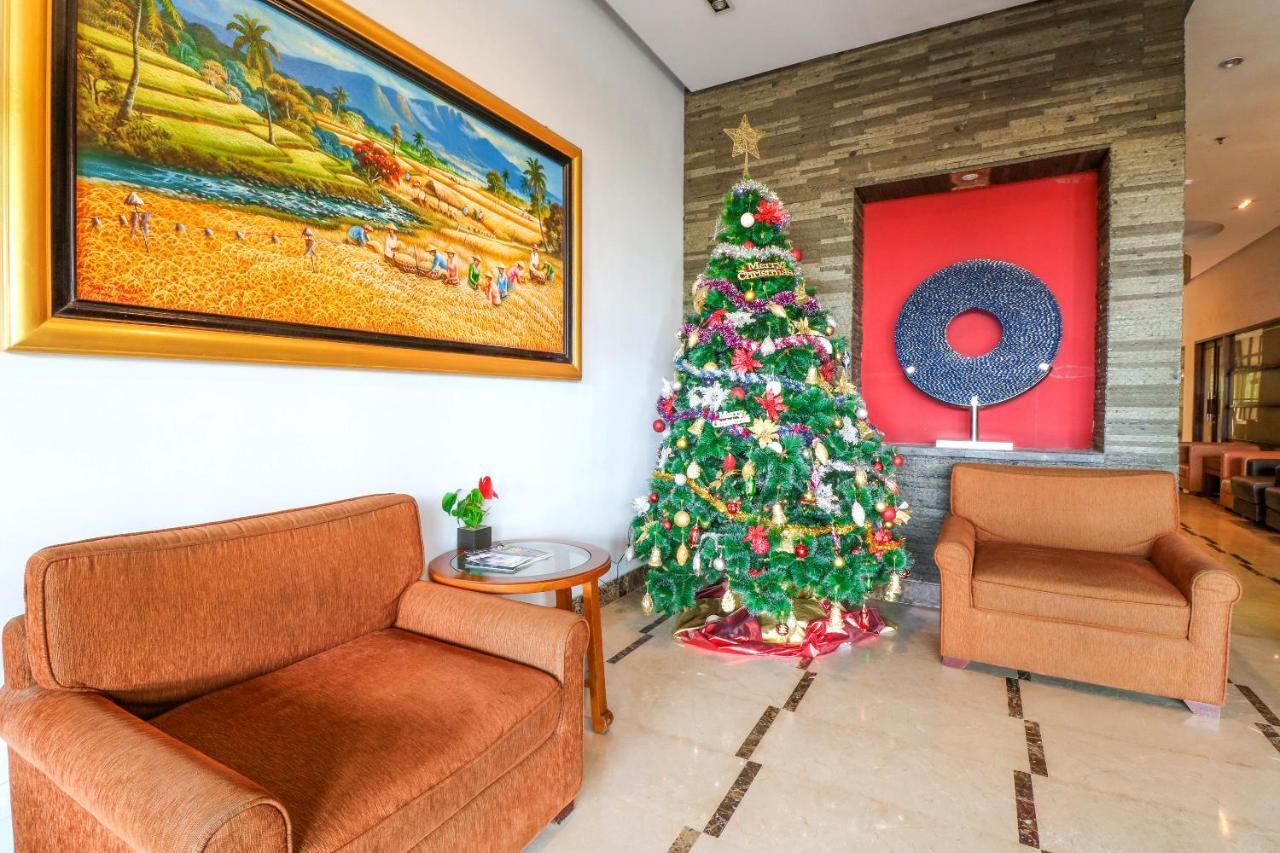 Capital O 2114 Grand Jimbaran Boutique Hotel Ngoại thất bức ảnh