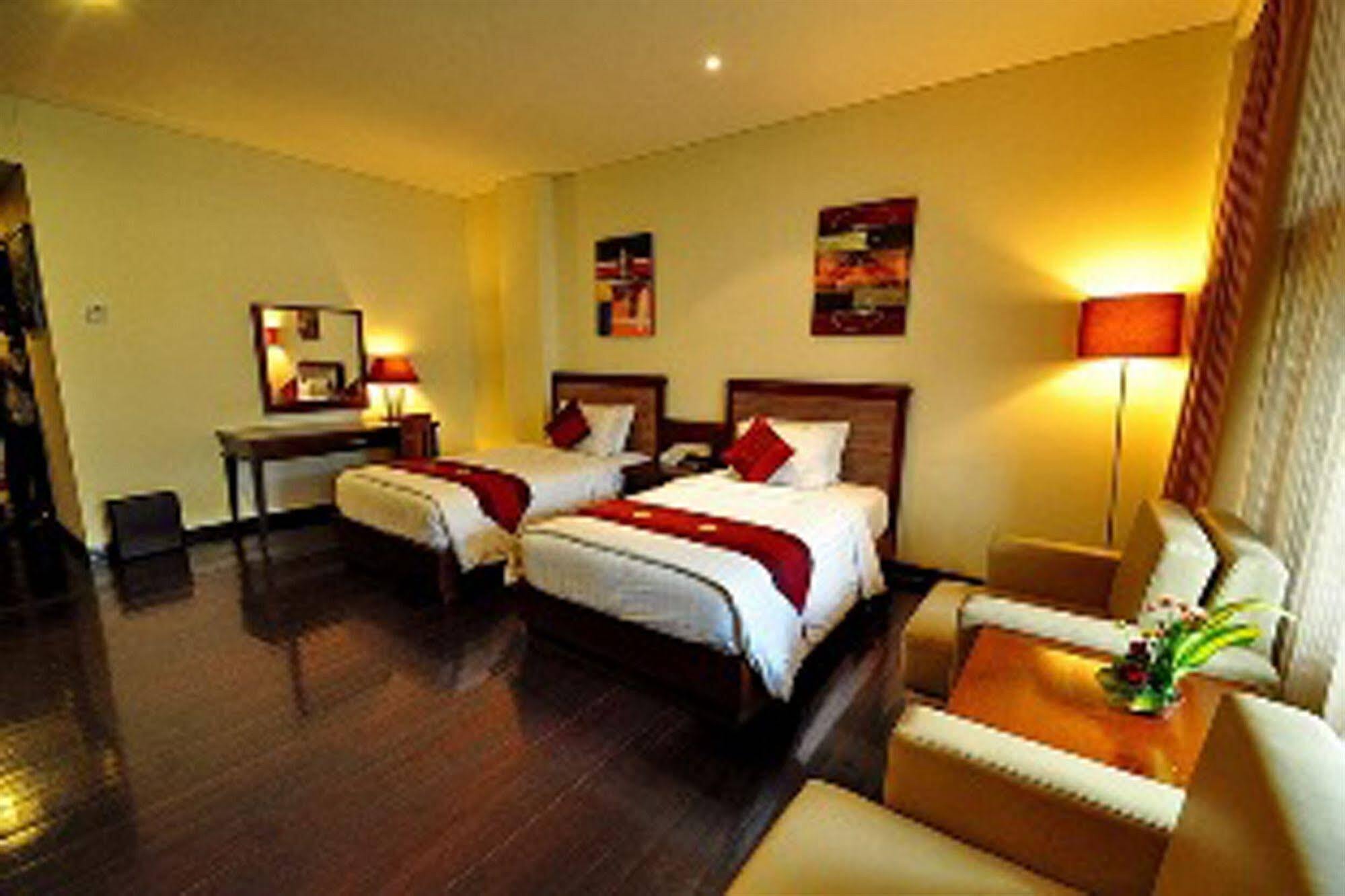 Capital O 2114 Grand Jimbaran Boutique Hotel Ngoại thất bức ảnh